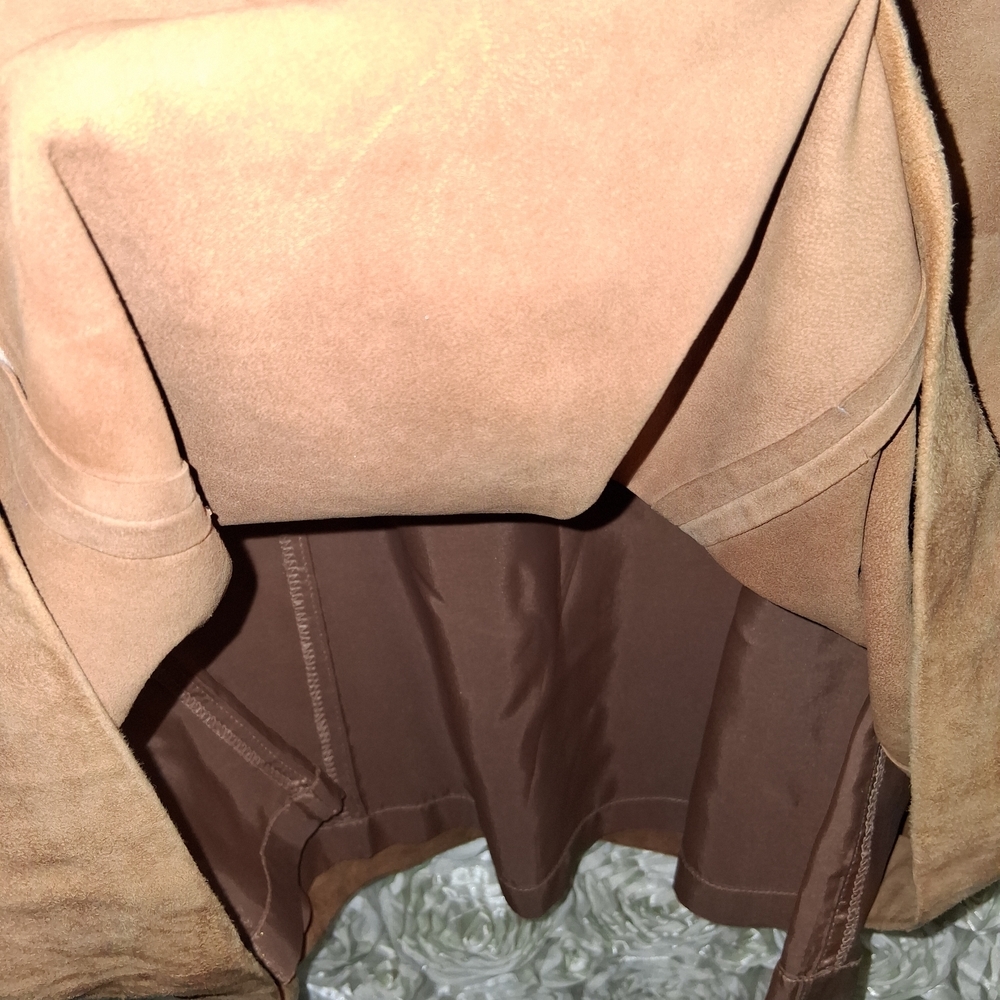 Dana Buchman Tan Suede Skirt - Picture 4 of 7